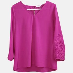 Women's Med. Sugar & Lips raspberry blouse.